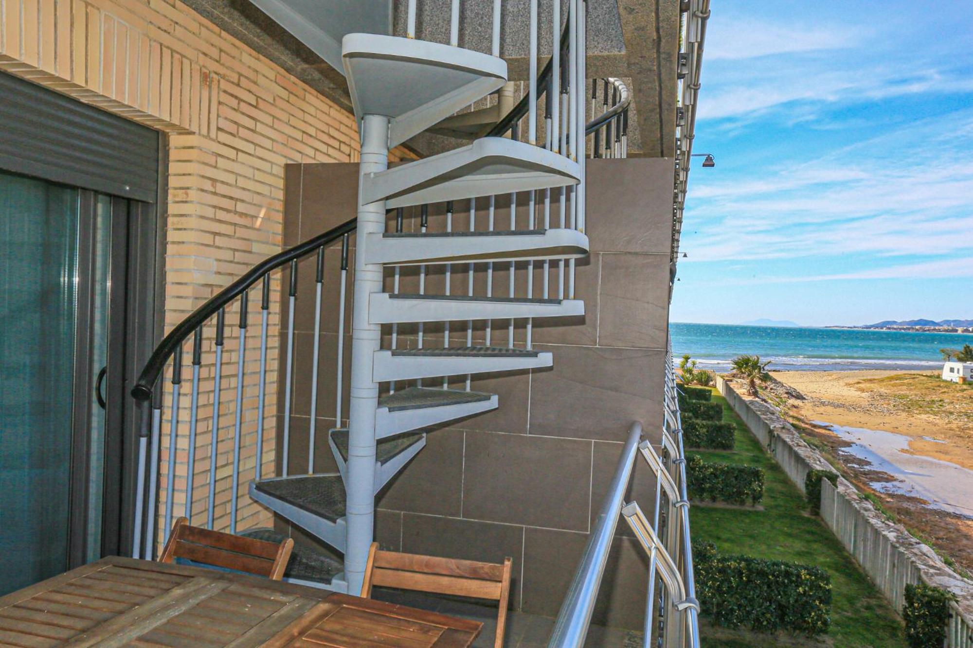 Di Mare Litoral Costa Dorada Mont-roig del Camp Exterior foto