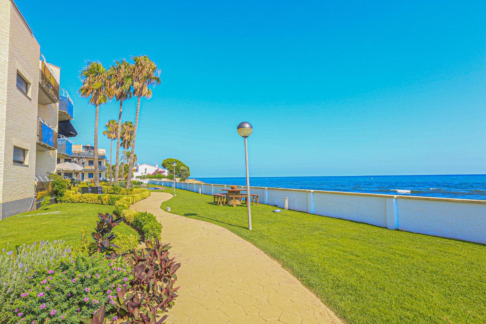 Di Mare Litoral Costa Dorada Mont-roig del Camp Exterior foto