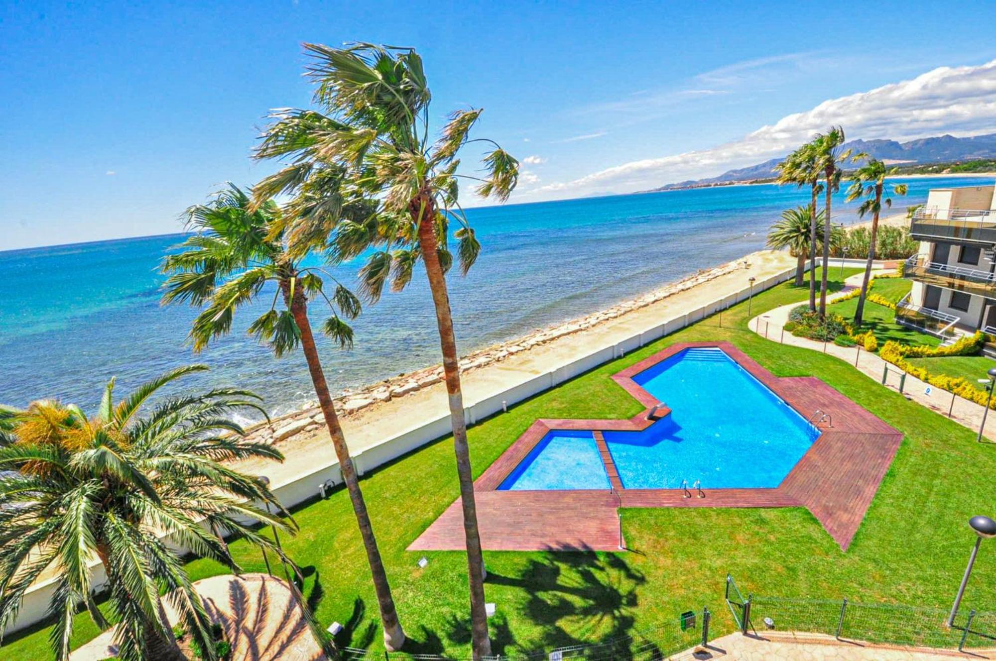 Di Mare Litoral Costa Dorada Mont-roig del Camp Exterior foto
