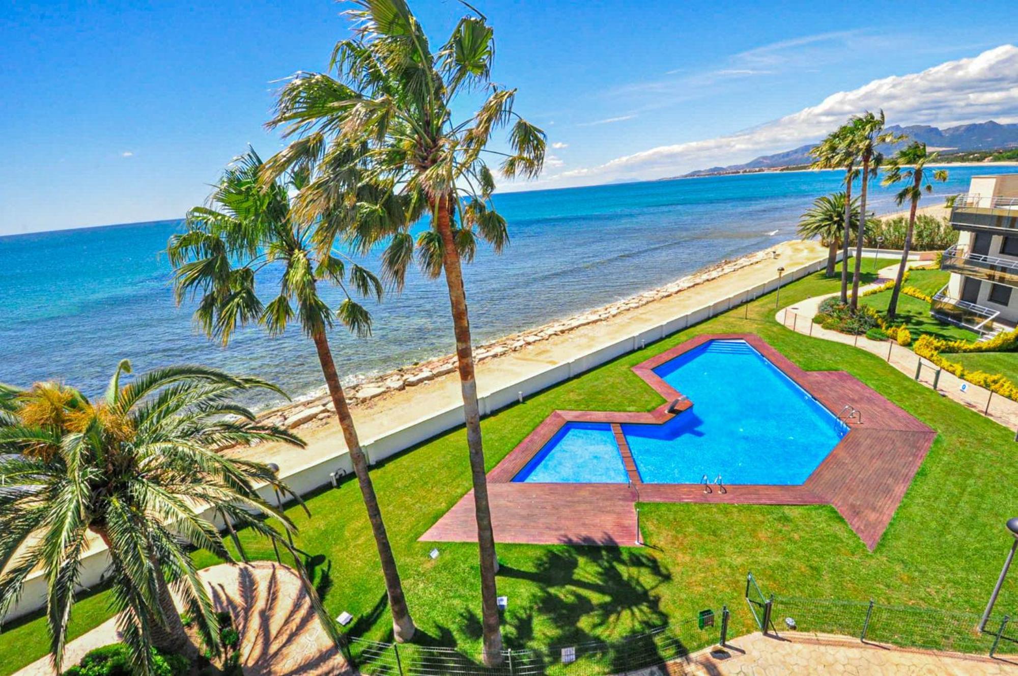Di Mare Litoral Costa Dorada Mont-roig del Camp Exterior foto