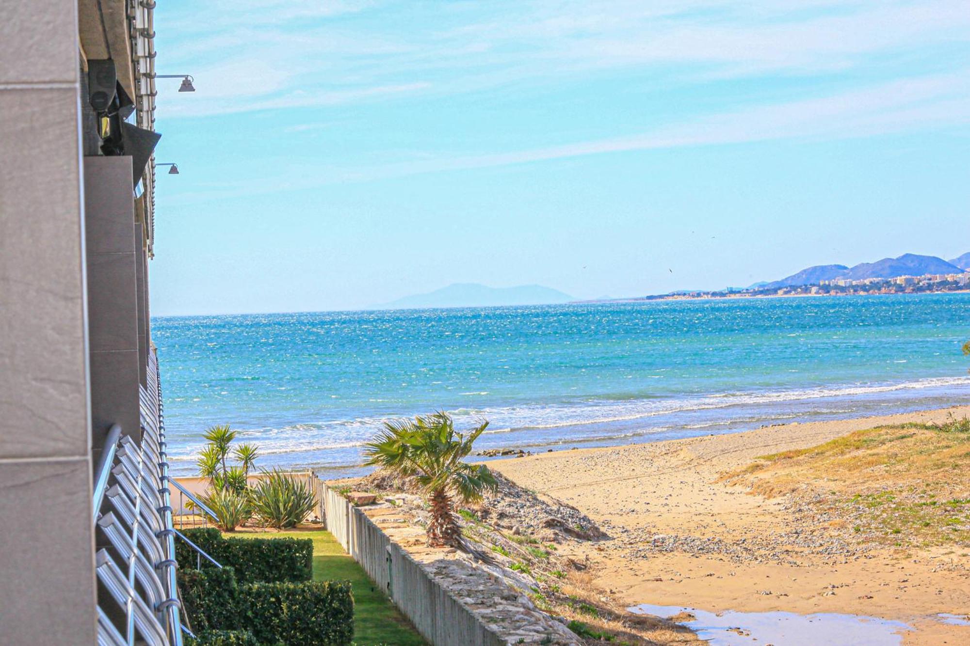 Di Mare Litoral Costa Dorada Mont-roig del Camp Exterior foto